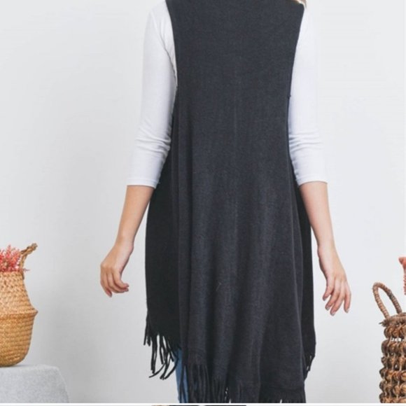 Knit Sweater Vest / Shawl /Cover up with faux fur - Picture 4 of 7